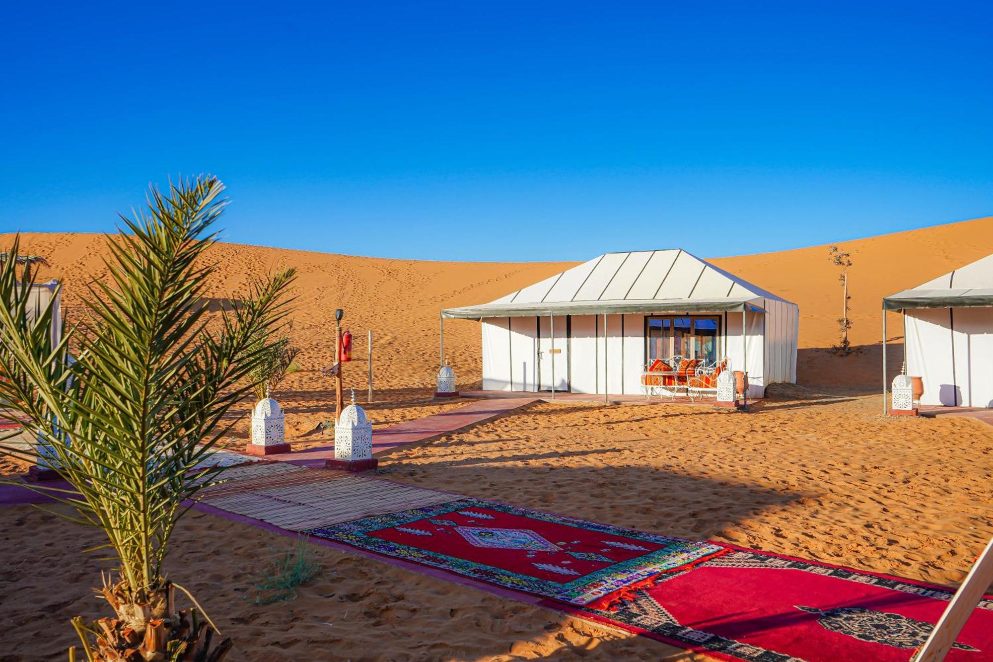 Aladdin Merzouga Camp Екстер'єр фото