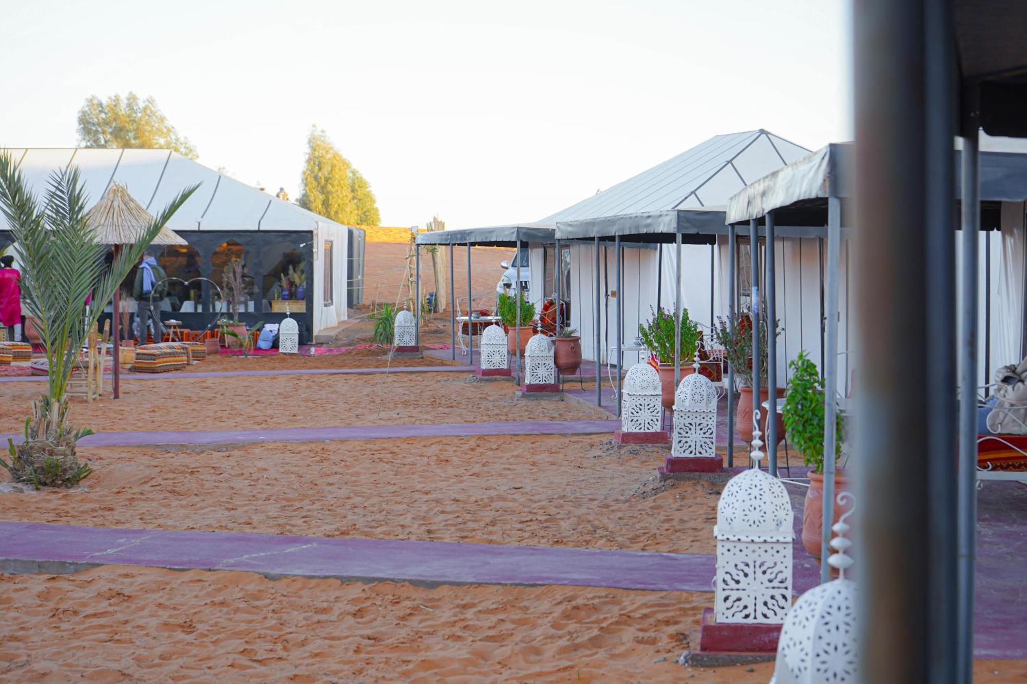 Aladdin Merzouga Camp Екстер'єр фото